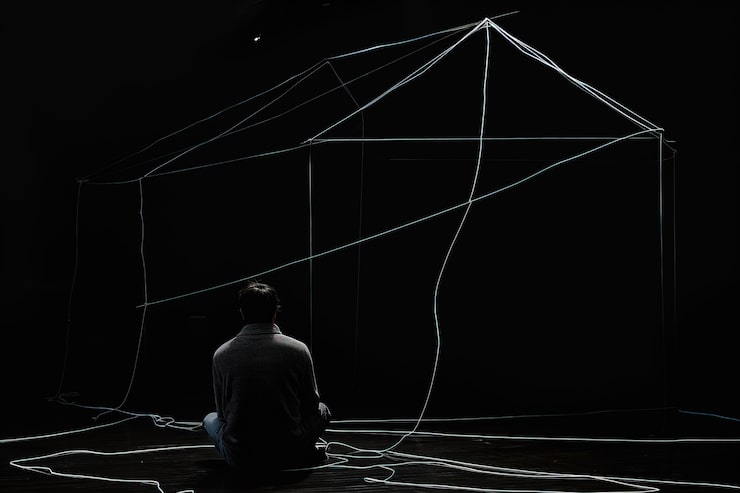 Abstrakte dunkle Grafik als Symbol für kreative Transformation